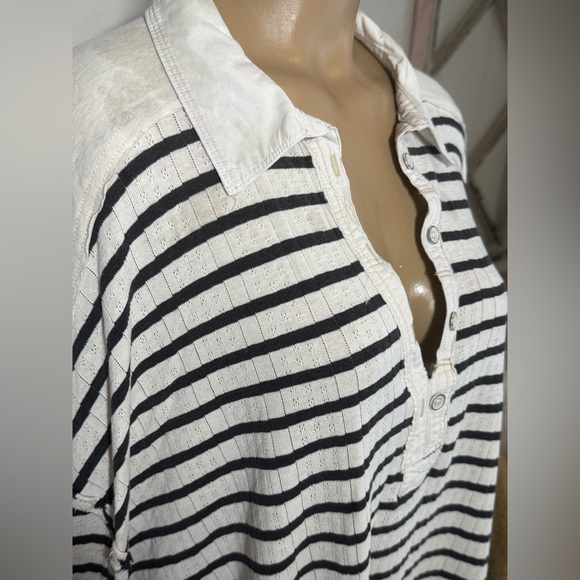 We The Free All for You Polo. Black and White Striped Button Down Shirt Sz Large - Picture 4 of 6